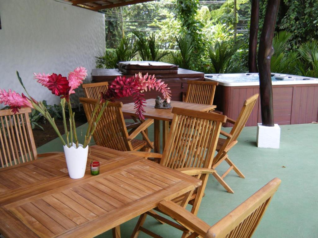 Los Continentes Hotel Puerto Viejo de Talamanca Ngoại thất bức ảnh